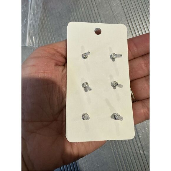 St. Patrick’s Day wooden  boutique earrings - Picture 3 of 3